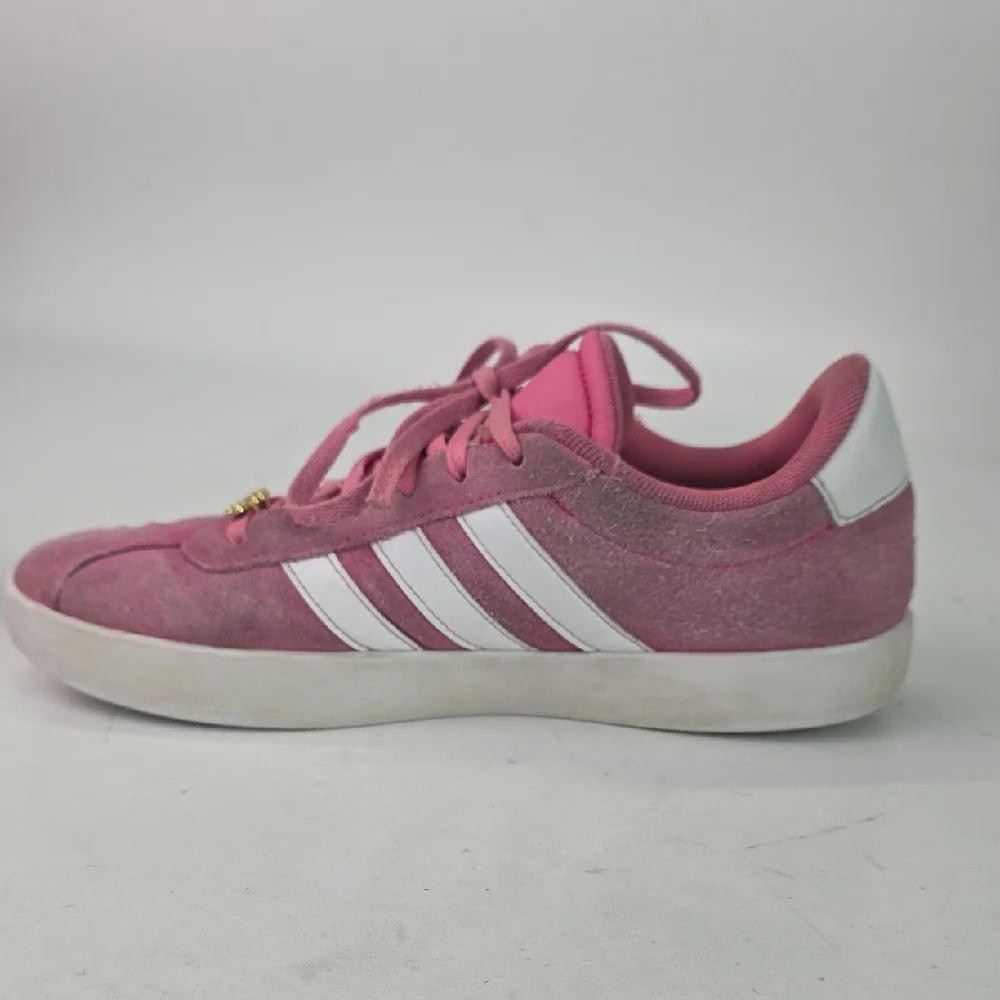 Adidas‎ Women's Sneakers Size 5 Pink White Suede Low Top Lace Up Shoes